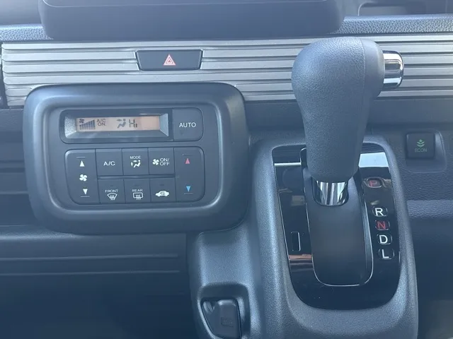 N-VAN(ホンダ)FUNターボ届出済未使用車 17