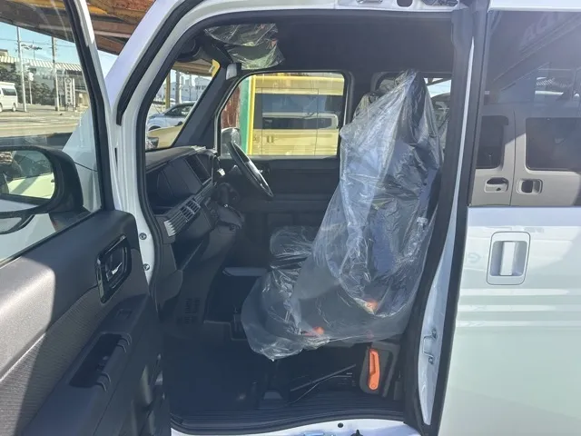 N-VAN(ホンダ)FUNターボ届出済未使用車 3