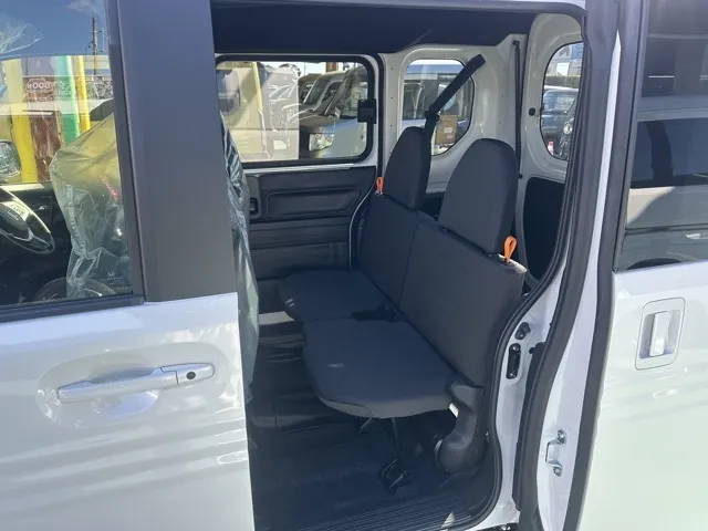 N-VAN(ホンダ)FUNターボ届出済未使用車 4