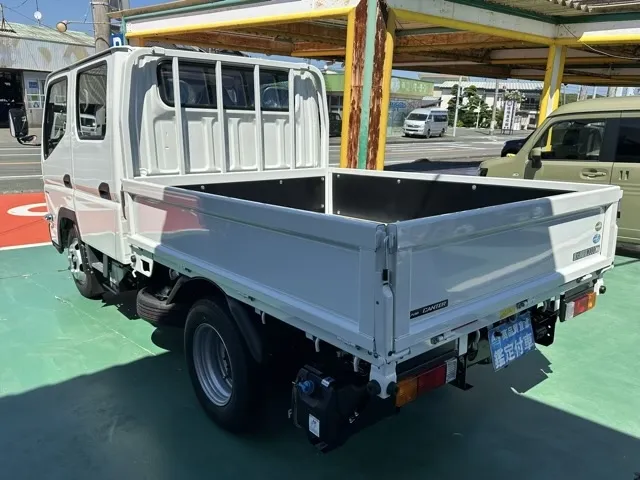 キャンター(三菱)Wキャブ　２ｔ　ATレンタ登録済未使用車 2