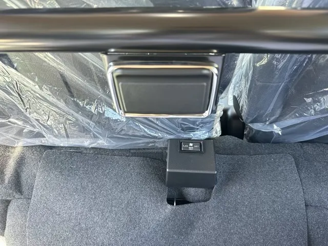 キャンター(三菱)Wキャブ　２ｔ　ATレンタ登録済未使用車 7