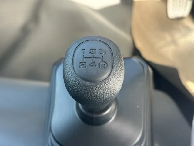 ダイナトラック(トヨタ)ジャストロー 1.25t 5MT登録済未使用車 24