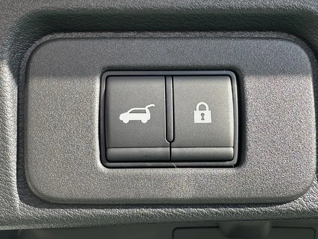 エクストレイル(ニッサン)G e-4ORCE サンルーフ ルーフレール ナッパレザー BOSE登録済未使用車 9