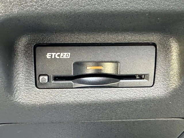 エクストレイル(ニッサン)G e-4ORCE サンルーフ ルーフレール ナッパレザー BOSE登録済未使用車 13