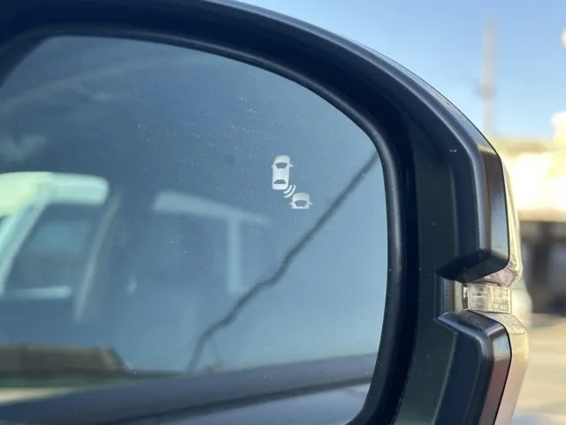 ZR-V(ホンダ)e：HEV Z登録済未使用車 12