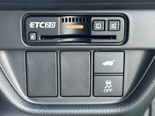 ZR-V(ホンダ)e：HEV Z登録済未使用車 14