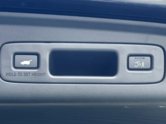 ZR-V(ホンダ)e：HEV Z登録済未使用車 9