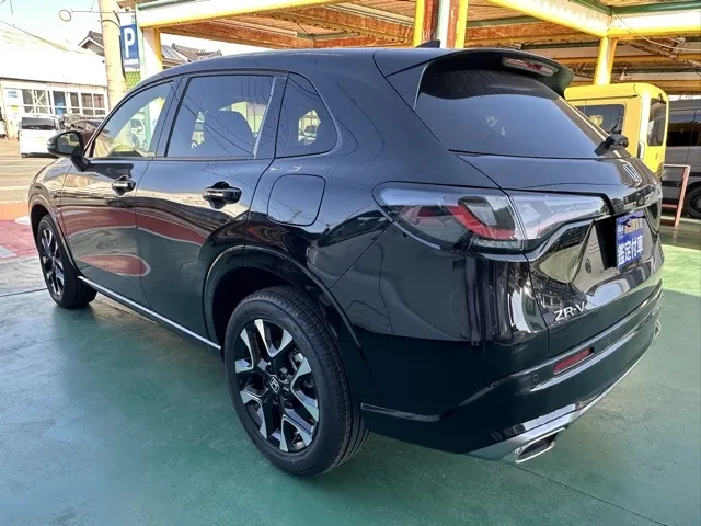 ZR-V(ホンダ)e：HEV Z登録済未使用車 2