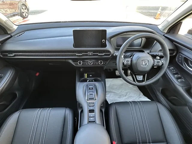 ZR-V(ホンダ)e：HEV Z登録済未使用車 5