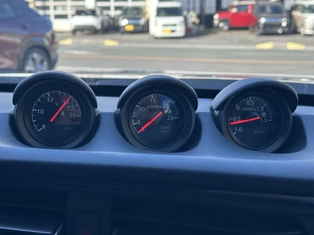 フェアレディZ(ニッサン)バージョンT AT中古車 16