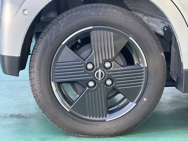 サクラ(ニッサン)X中古車 10