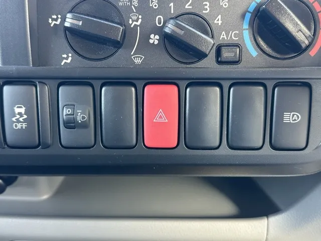 ダイナトラック(トヨタ)Ｗキャブ 1t AT届出済未使用車 26