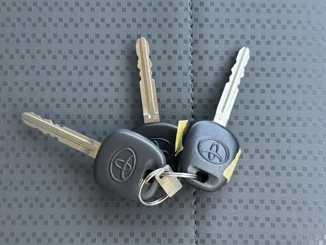 ダイナトラック(トヨタ)Ｗキャブ 1t AT届出済未使用車 29