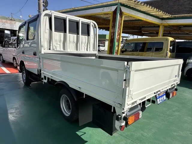 ダイナトラック(トヨタ)Ｗキャブ 1t AT届出済未使用車 2