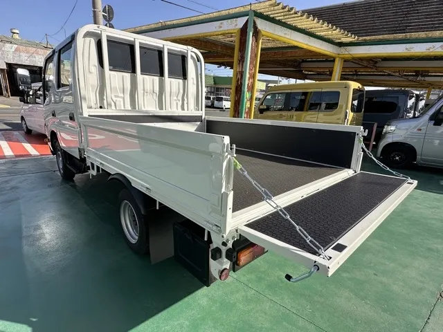 ダイナトラック(トヨタ)Ｗキャブ 1t AT届出済未使用車 8