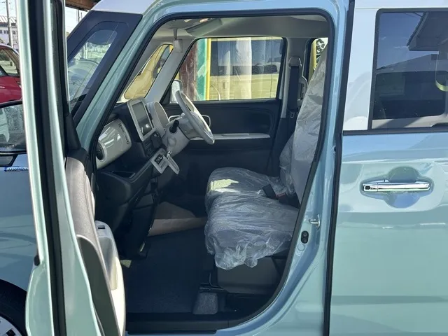 ワゴンRスマイル(スズキ)ハイブリッドX クリームコーデ 全方位ナビ届出済未使用車 3