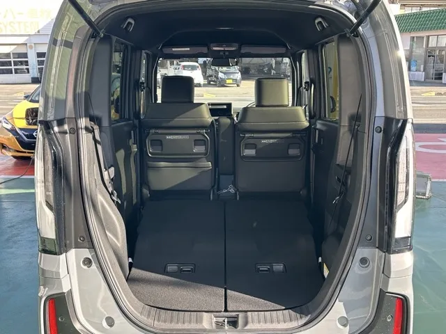 N-BOX(ホンダ)N-BOXカスタム コーディネートスタイル届出済未使用車 11