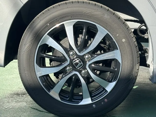 N-BOX(ホンダ)N-BOXカスタム コーディネートスタイル届出済未使用車 13