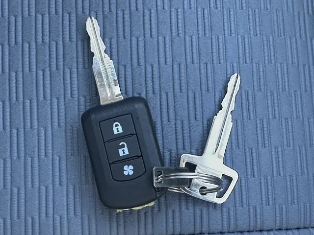 ミニキャブバン(三菱)CD 16.0kwh 4シーター中古車 24