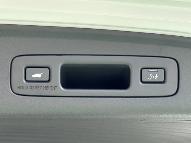 ZR-V(ホンダ)e：HEV Z登録済未使用車 9