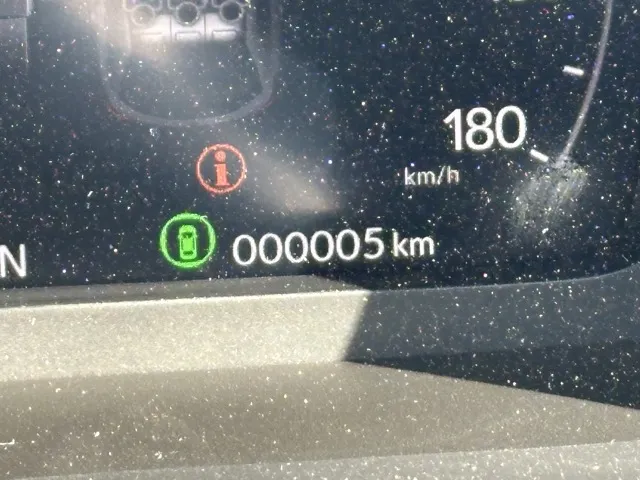 ZR-V(ホンダ)e：HEV Z登録済未使用車 17