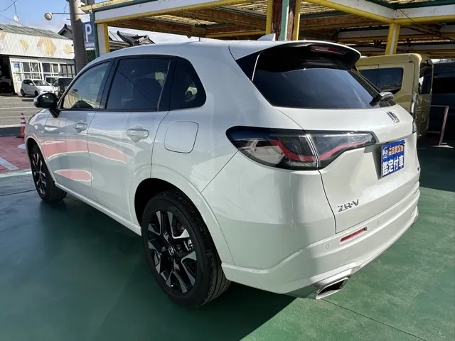 ZR-V(ホンダ)e：HEV Z登録済未使用車 2