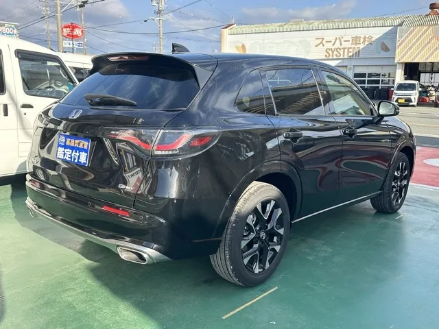 ZR-V(ホンダ)e：HEV Z登録済未使用車 10