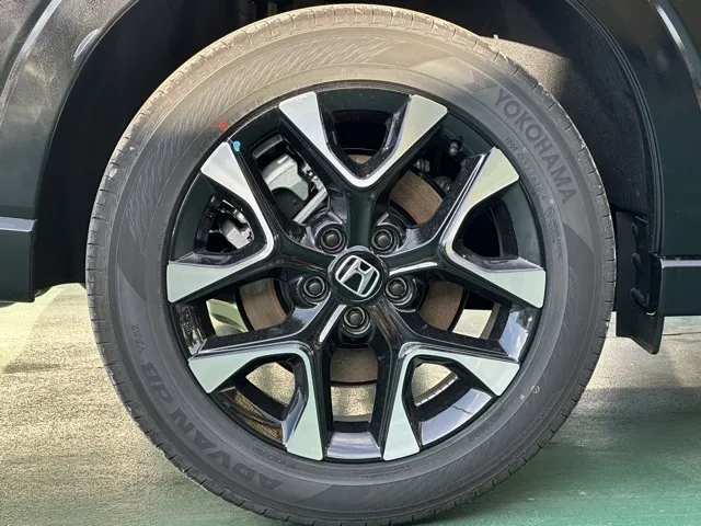 ZR-V(ホンダ)e：HEV Z登録済未使用車 11