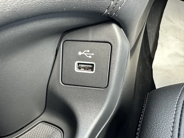 ZR-V(ホンダ)e：HEV Z登録済未使用車 26