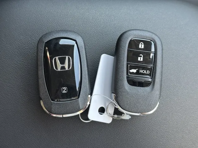 ZR-V(ホンダ)e：HEV Z登録済未使用車 28