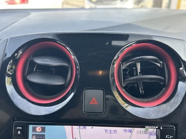 ノート(ニッサン)eパワー ニスモ中古車 20