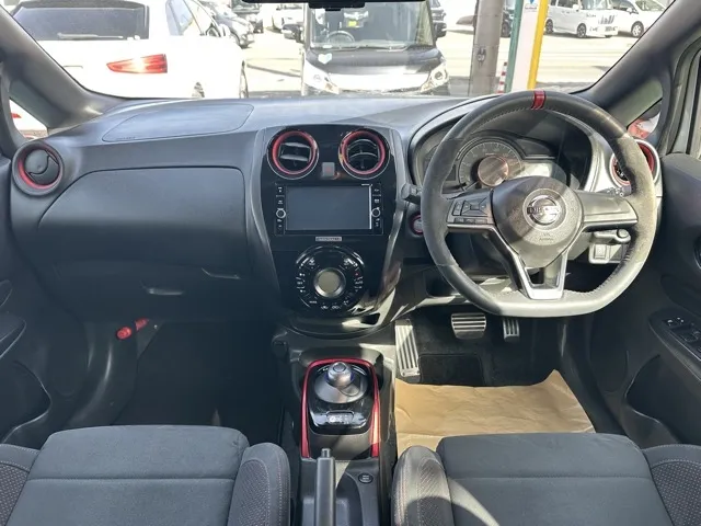 ノート(ニッサン)eパワー ニスモ中古車 5
