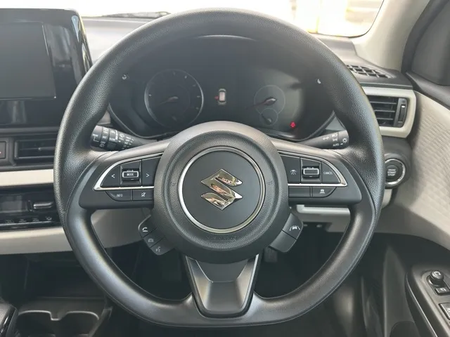 スイフト(スズキ)XGレンタＵＰ 6