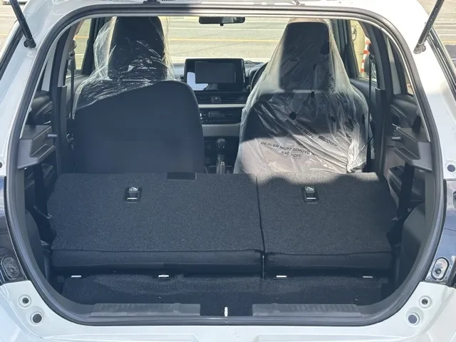 スイフト(スズキ)XGレンタＵＰ 8