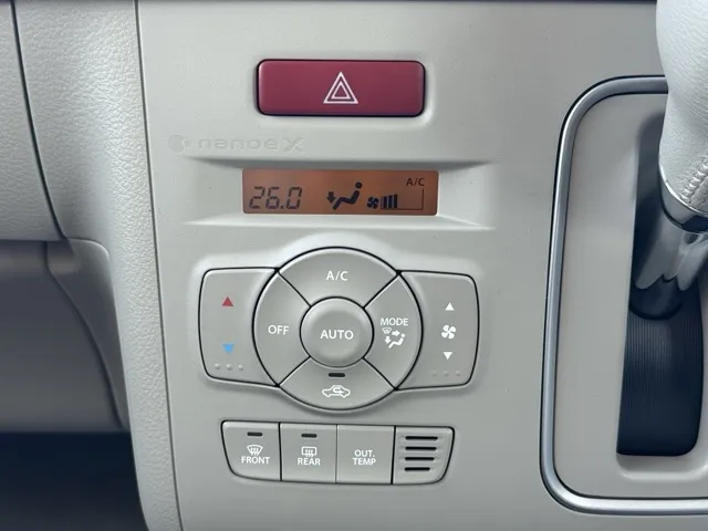 ラパン(スズキ)ハイブリッドX新車見本展示無 19