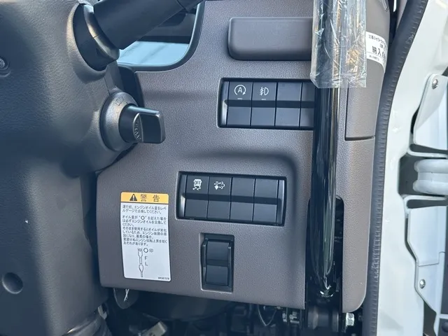 キャンター(三菱)全低床キョウカダンプ ３ｔ登録済未使用車 12