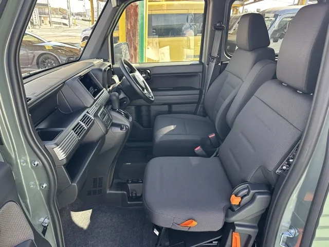 N-VAN(ホンダ)FUN 4WD届出済未使用車 3