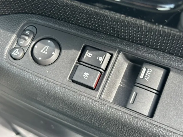 N-VAN(ホンダ)FUN 4WD届出済未使用車 13