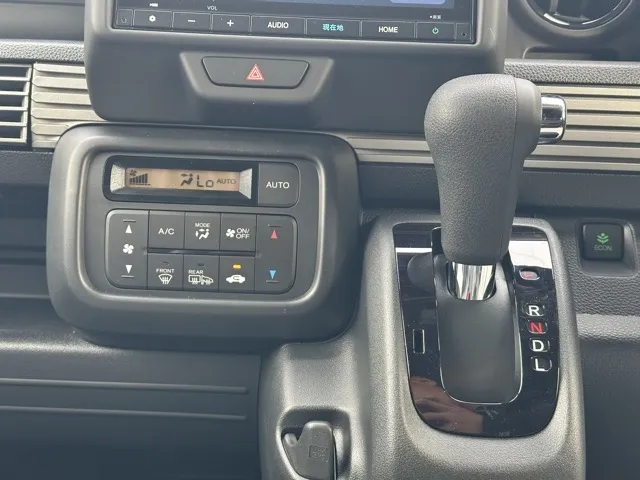 N-VAN(ホンダ)FUN 4WD届出済未使用車 16