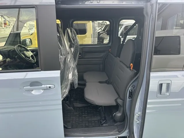 N-VAN(ホンダ)FUN 4WD届出済未使用車 4