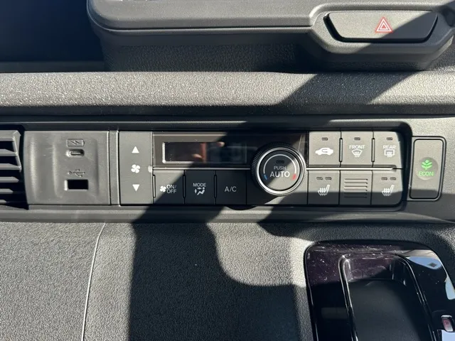 N-BOX(ホンダ)N-BOXカスタム 両側PSD届出済未使用車 21