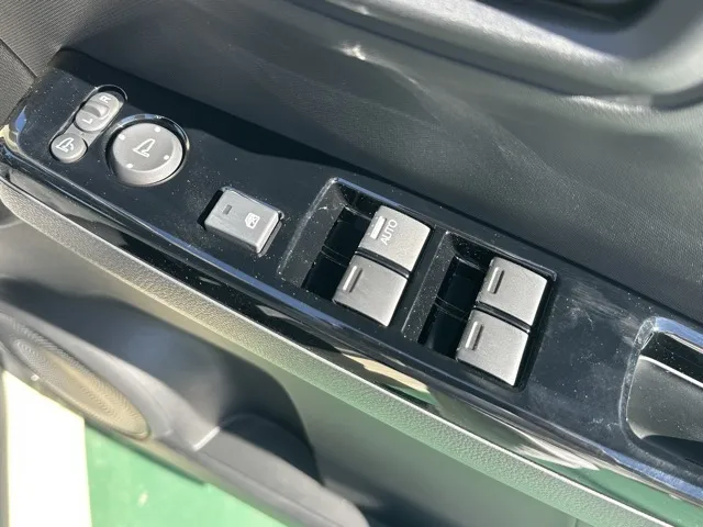 N-ONE(ホンダ)オリジナル スタイルプラスアーバン届出済未使用車 12