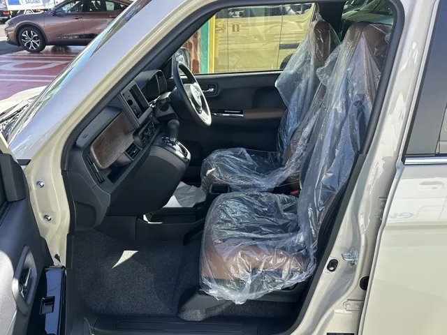 N-ONE(ホンダ)オリジナル スタイルプラスアーバン届出済未使用車 3