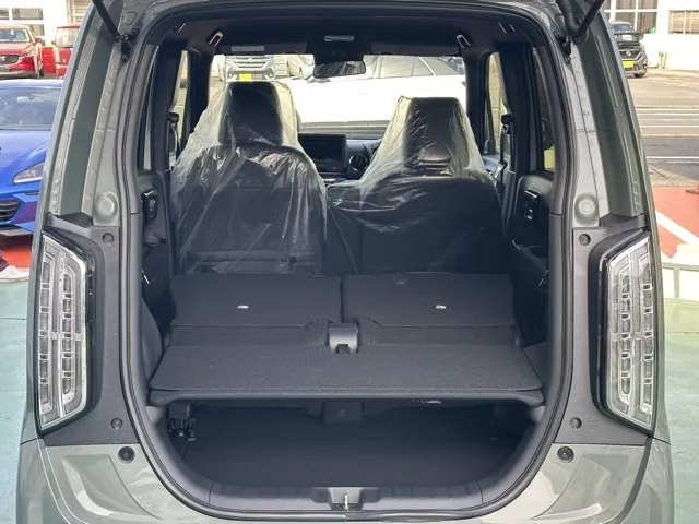 N-WGN(ホンダ)カスタム L ブラックスタイル届出済未使用車 9