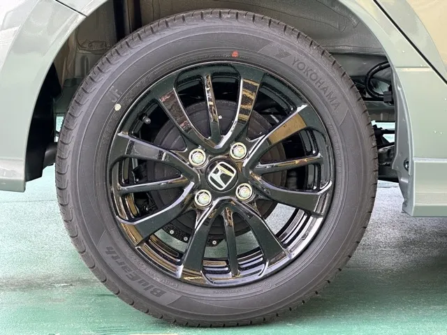 N-WGN(ホンダ)カスタム L ブラックスタイル届出済未使用車 11