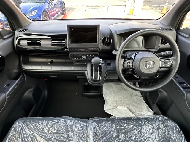 N-WGN(ホンダ)カスタム L ブラックスタイル届出済未使用車 5