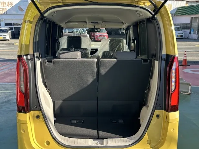 N-BOX(ホンダ)N-BOX ファッションスタイル届出済未使用車 9