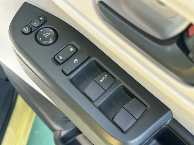 N-BOX(ホンダ)N-BOX ファッションスタイル届出済未使用車 13