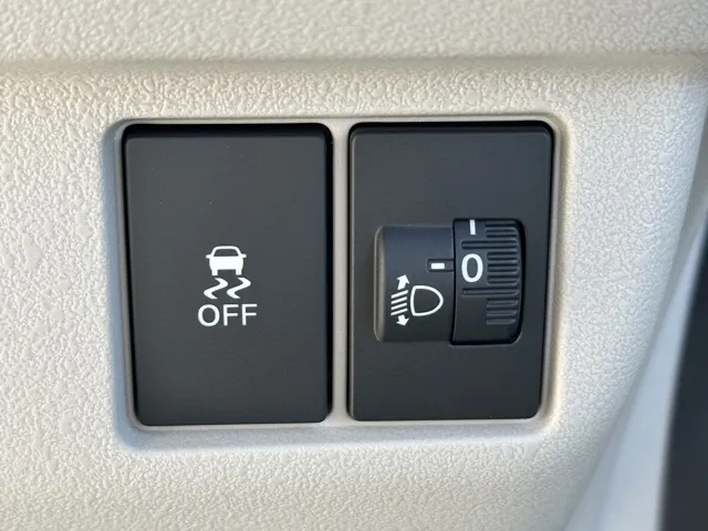 N-BOX(ホンダ)N-BOX ファッションスタイル届出済未使用車 15