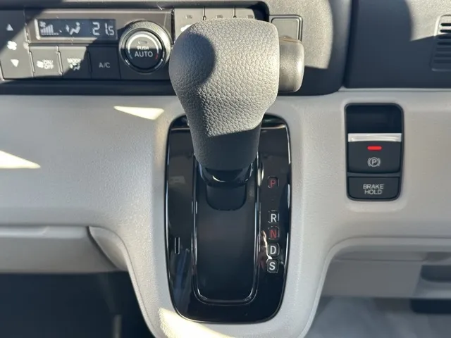 N-BOX(ホンダ)N-BOX ファッションスタイル届出済未使用車 24